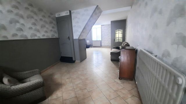 Maison 4 chb et cour à Haubourdin centre / ref  6537
