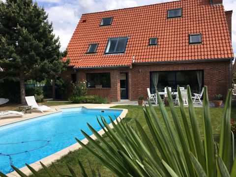 Maison Santes 7 pièce(s) 210 m2